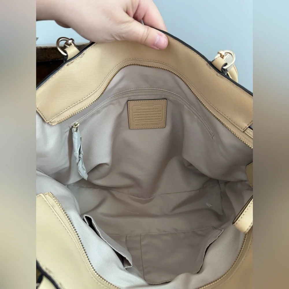 Coach | Madison Saffiano Leather Tote Bag